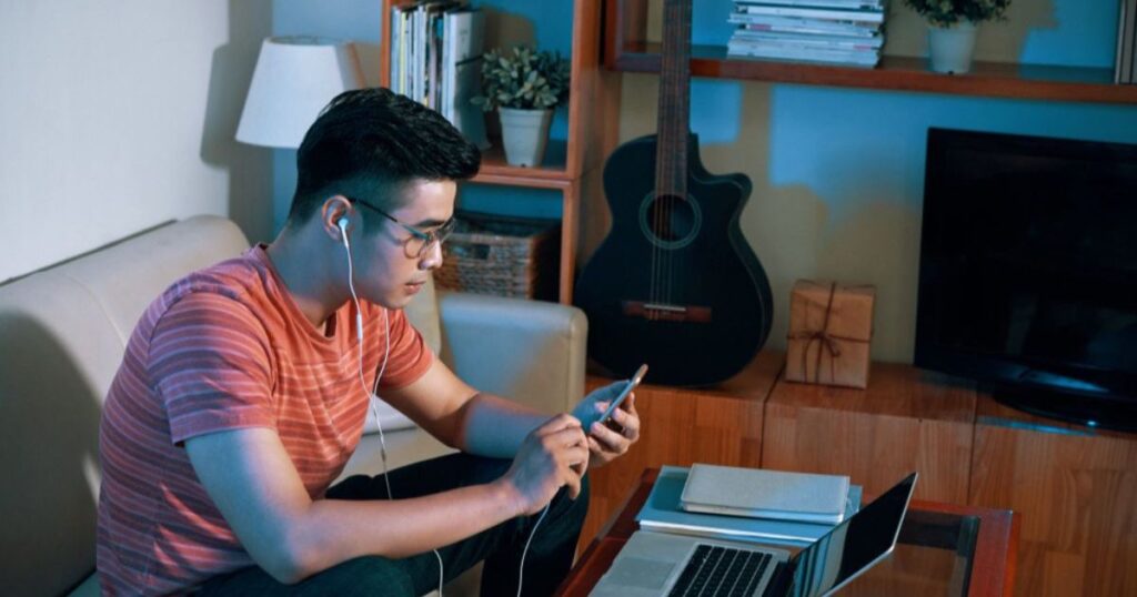 latest feedbuzzard com