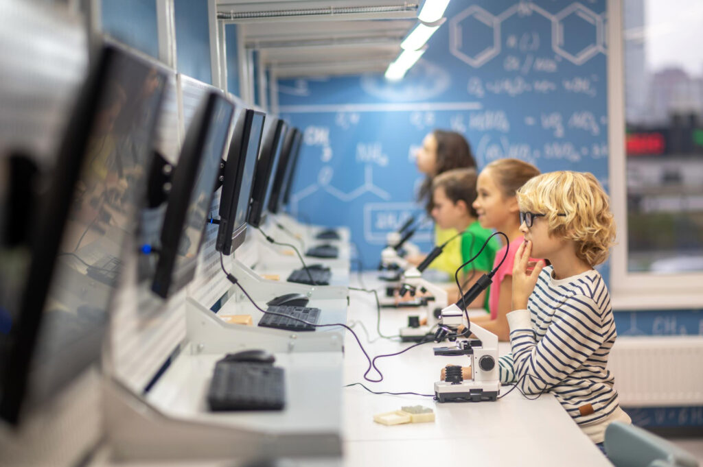 Nova Scola modern education system